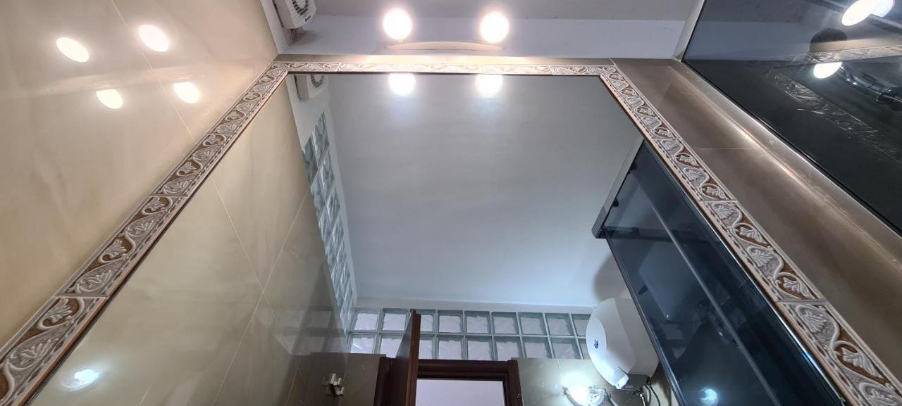 Em Holiday Apartment2 Куарту-Сант'Елена Екстер'єр фото